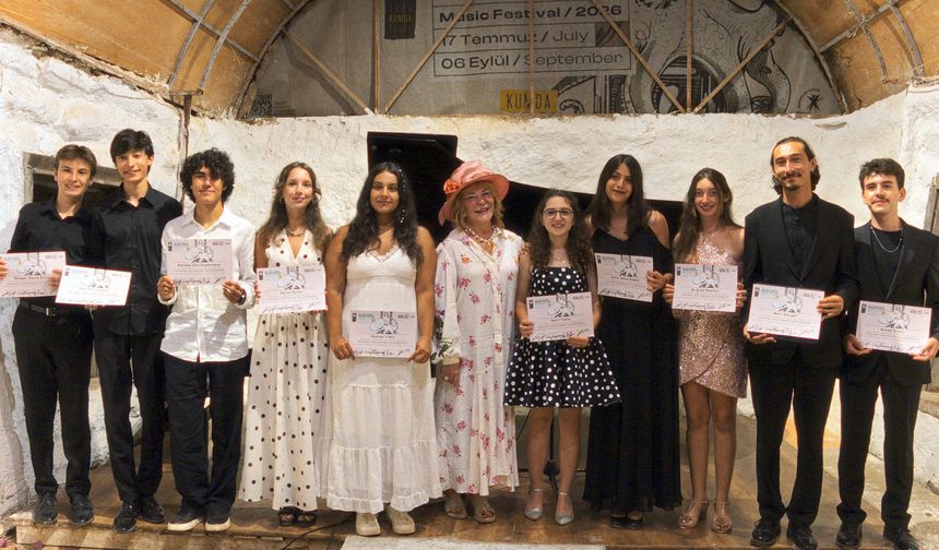 Gümüşlük Festival Akademisi genç piyanistleri sahneye taşıdı