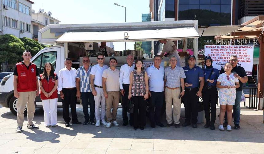 Muğla’da şehitler ve Zeytün Pökün için lokma hayrı düzenlendi