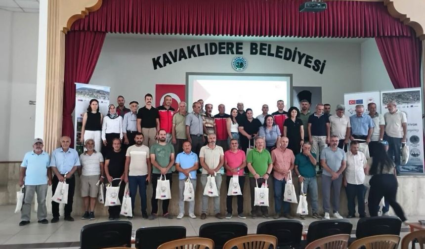 Kavaklıdere’de ceviz üreticilerine verimi artıracak eğitim