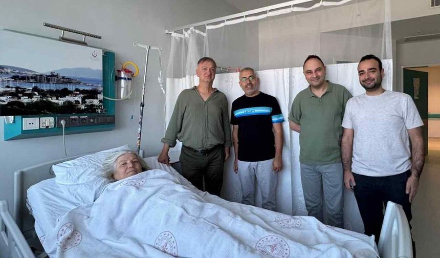 Muğla'da iki zorlu tümör lazerle tedavi edildi