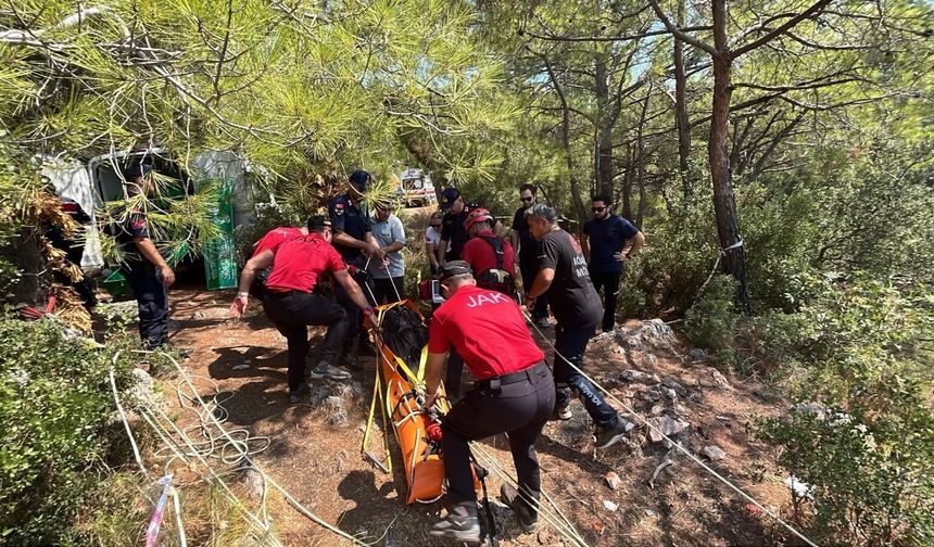 Fethiye’de yüksekten düşen 45 yaşındaki adam hayatını kaybetti