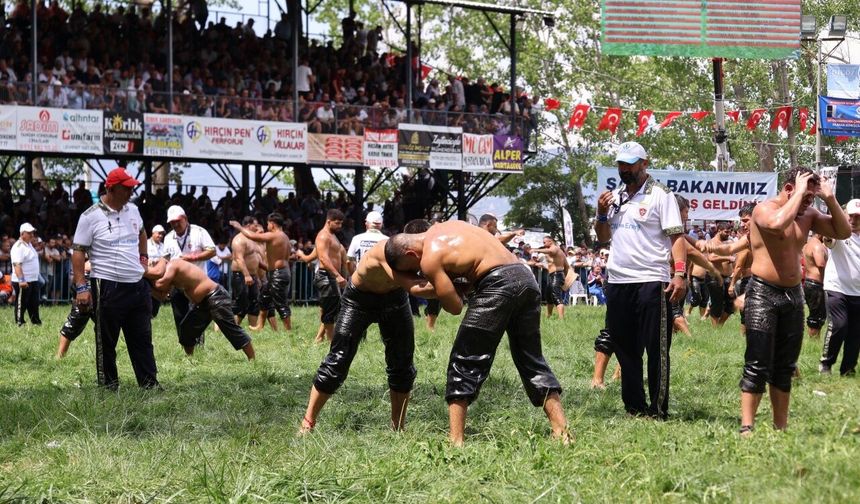 Seki Yağlı Pehlivan Güreşleri’nde er meydanı hareketlendi