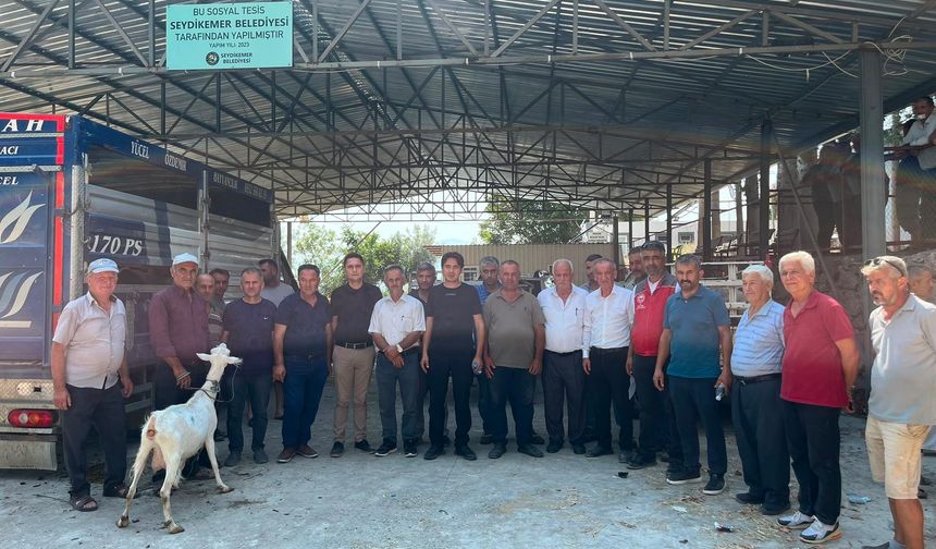 Yangında Hayvanlarını Kaybeden Çiftçilere Can Suyu