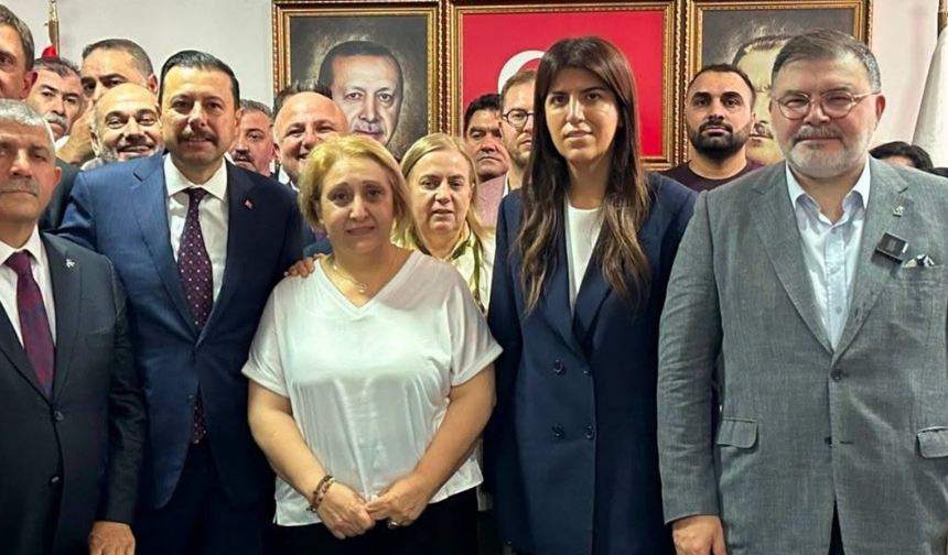 CHP-Yeni Parti Bölünmesi Menderes’te AK Parti’ye Kazandırdı