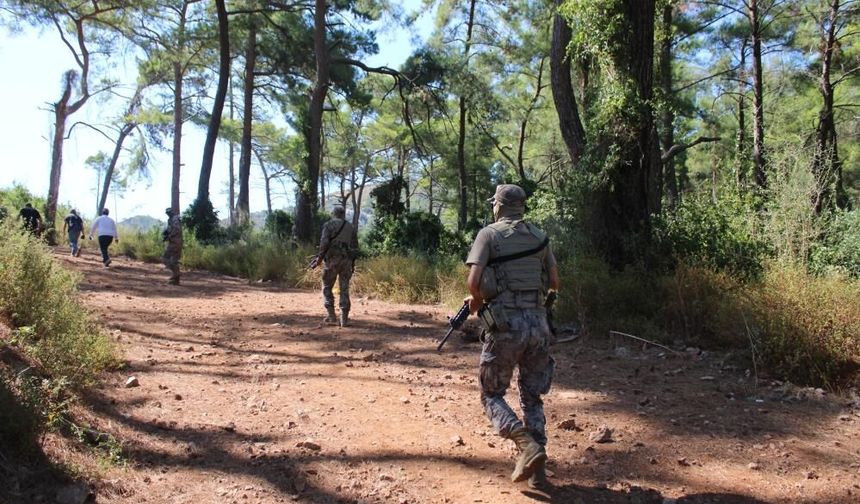 Burkay Karatepe Marmaris’te 15 Temmuz güzergâhını gösteriyor