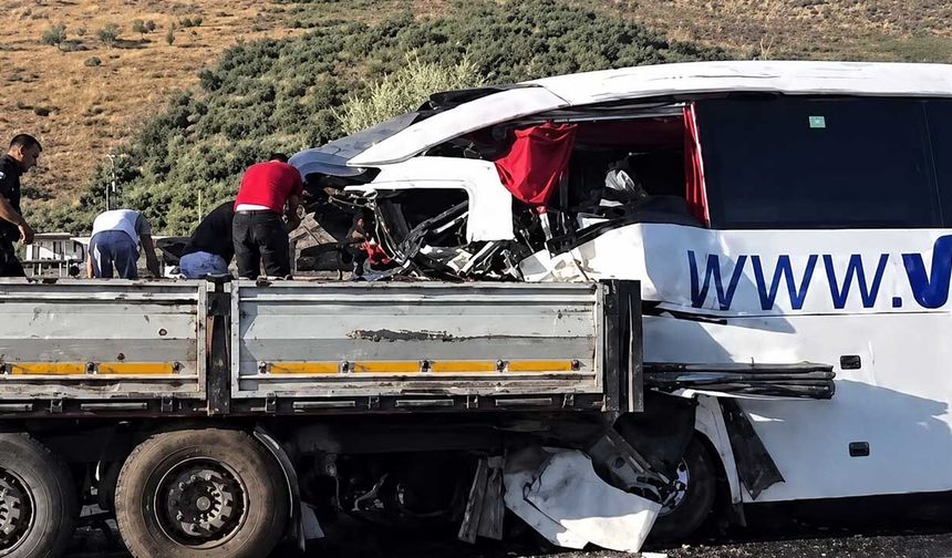 Milas’ta Otobüs Kazasında Ölenlerin Kimlikleri Belli Oldu