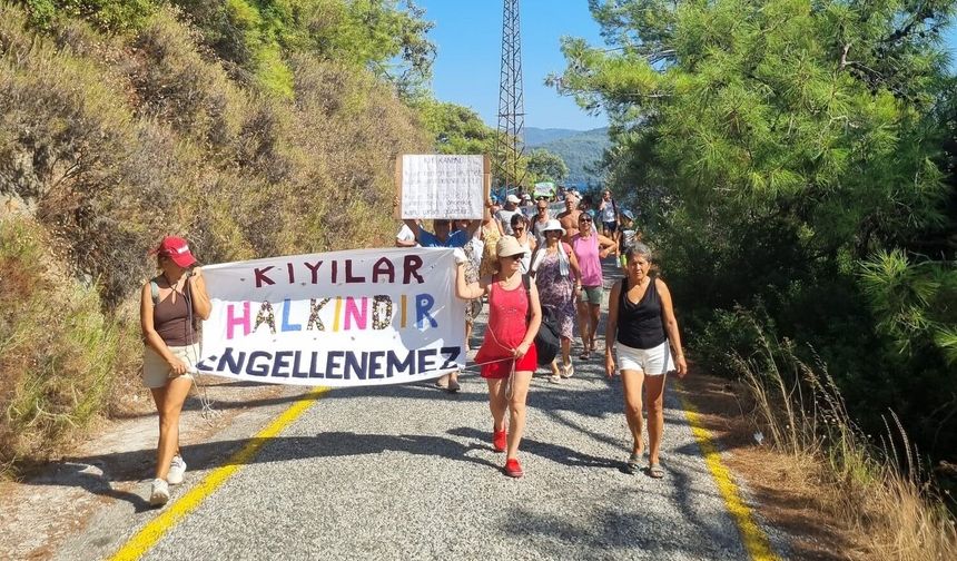 Akyaka’da kıyı işgali eylemi: Havlularını serdiler