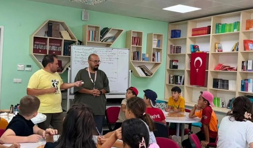 Gençler yaz tatilini sanatla değerlendiriyor
