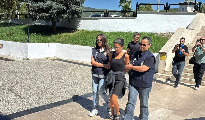 Muğla’da Türk Bayrağını Yakan Şüpheli Tutuklandı