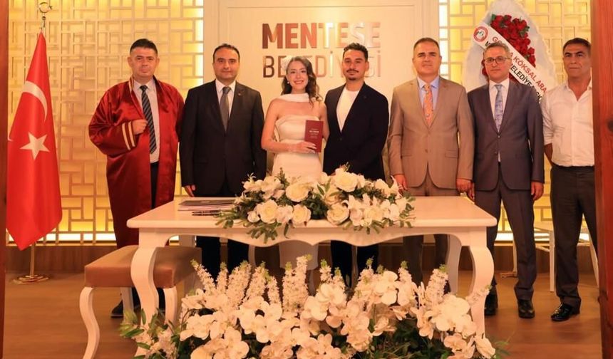 Vali Akbıyık Şehit Ailesini Mutlu Gününde Yalnız Bırakmadı