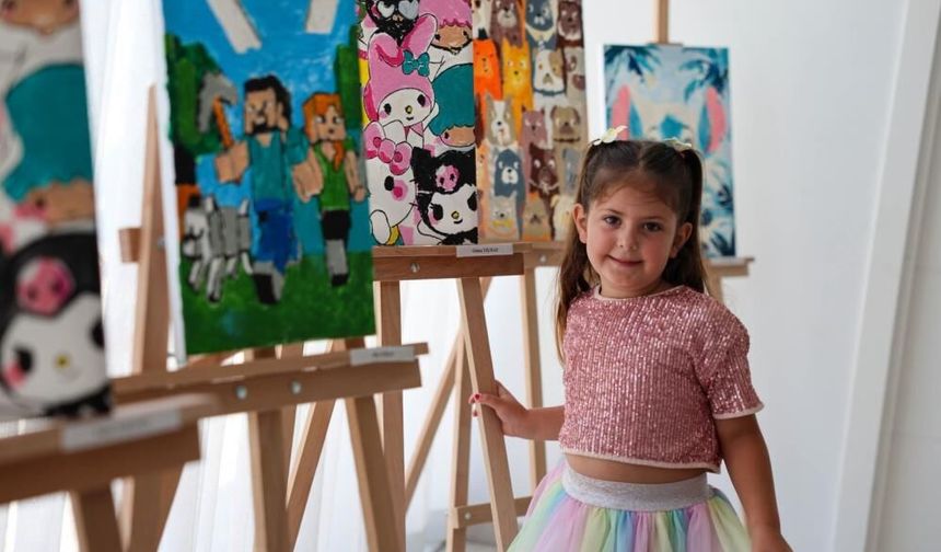 Bodrum’da minik ressamların eserleri sergilendi