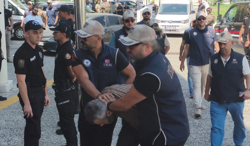 10 Yıl Sonra Yakalanan Firari FETÖ'cü Burkay Karatepe Adliyeye Sevk Edildi