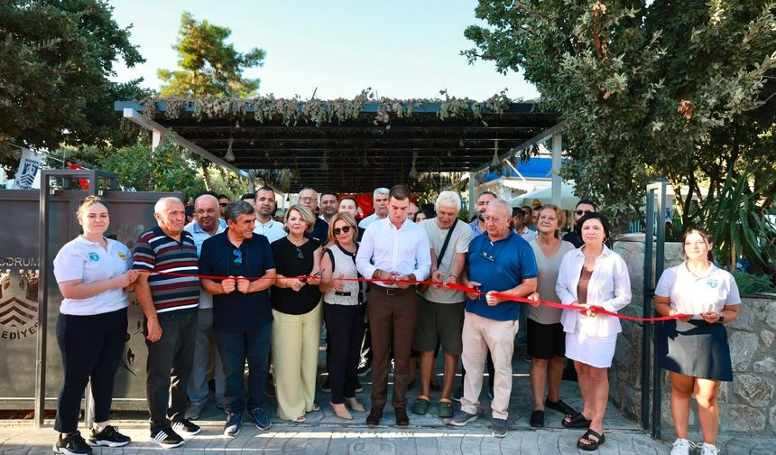 Bodrum’un İlk Emekli Kafesi Açıldı: Çay 5 TL