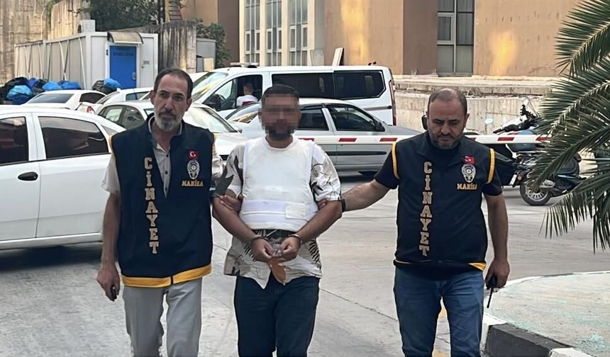 Baba ve oğlunu öldüren zanlı İzmir’de yakalandı