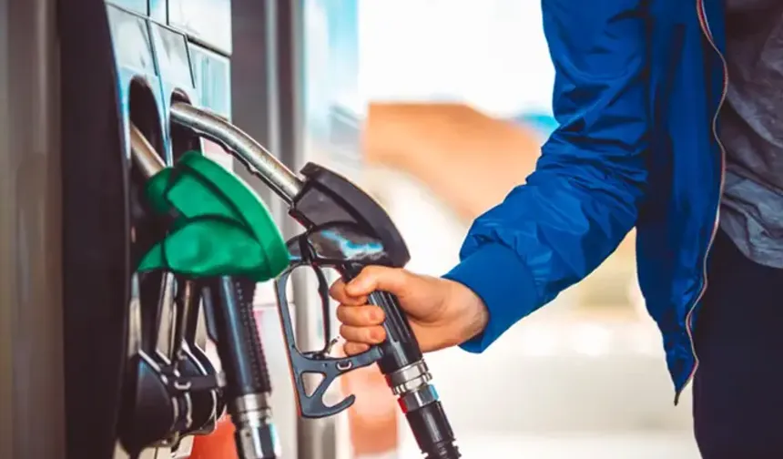 Benzine zam geldi: 12 Eylül 2026 güncel akaryakıt fiyatları ile İstanbul, Ankara ve İzmir'de pompa tabelaları değişti