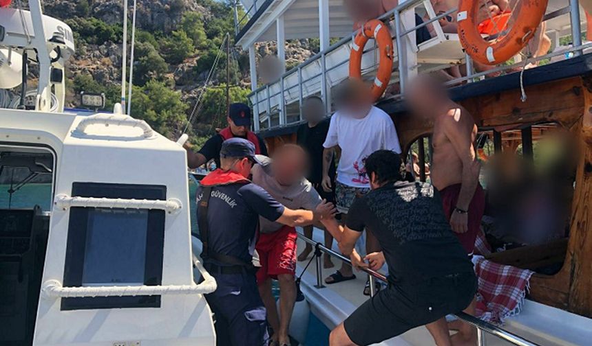 Marmaris’te boğulma tehlikesi geçiren kişi kurtarıldı