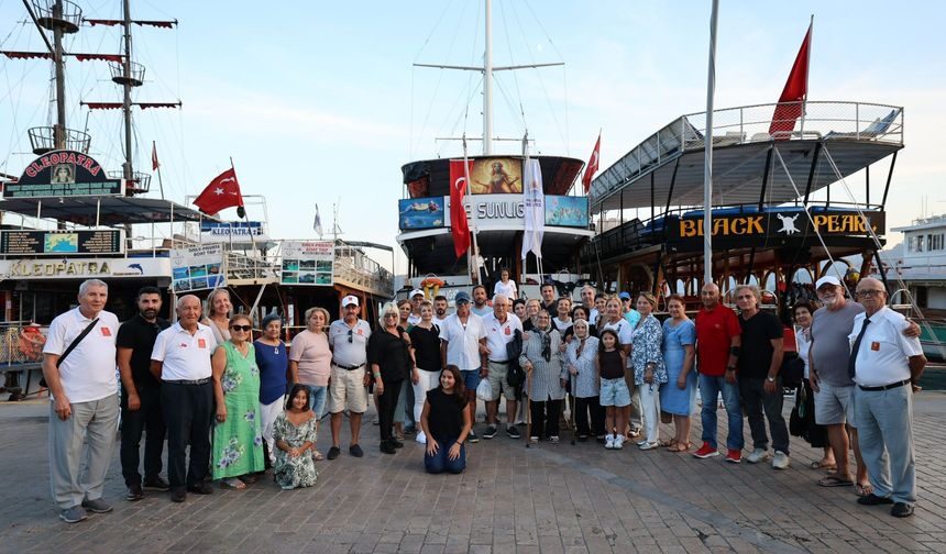 Marmaris’te gazilere mehtap turu