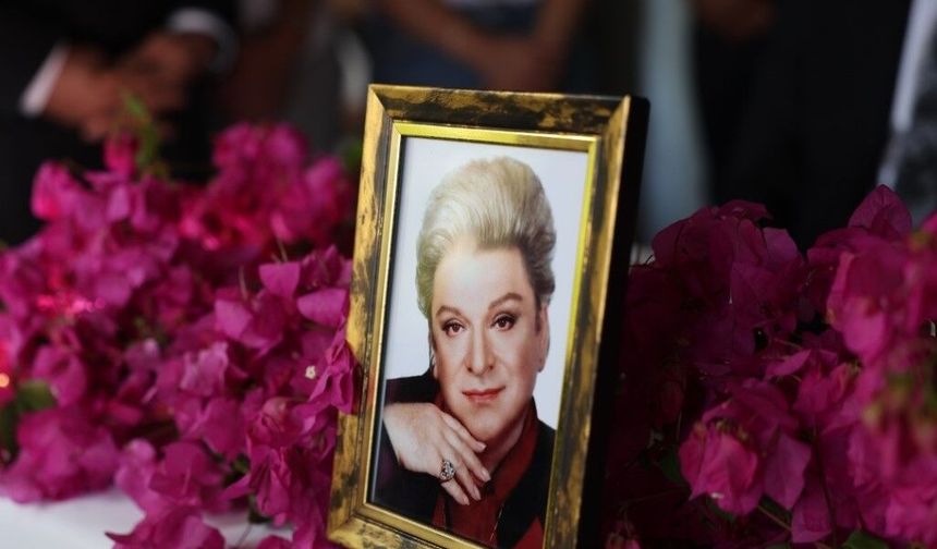 Zeki Müren, Bodrum’da 30. yılında dualarla anıldı