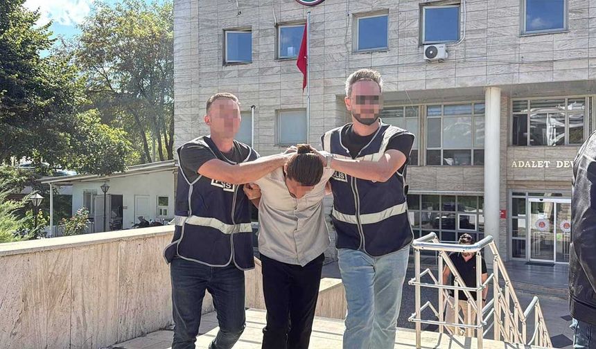 Muğla’da Atatürk büstüne saldıran zanlı, hırsızlıkta da kameraya takıldı
