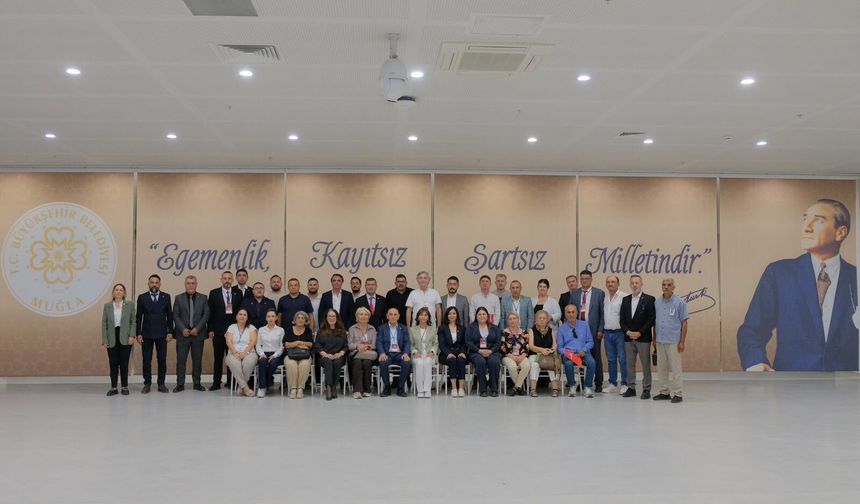 CHP Muğla’da il yöneticilerine eğitim programı