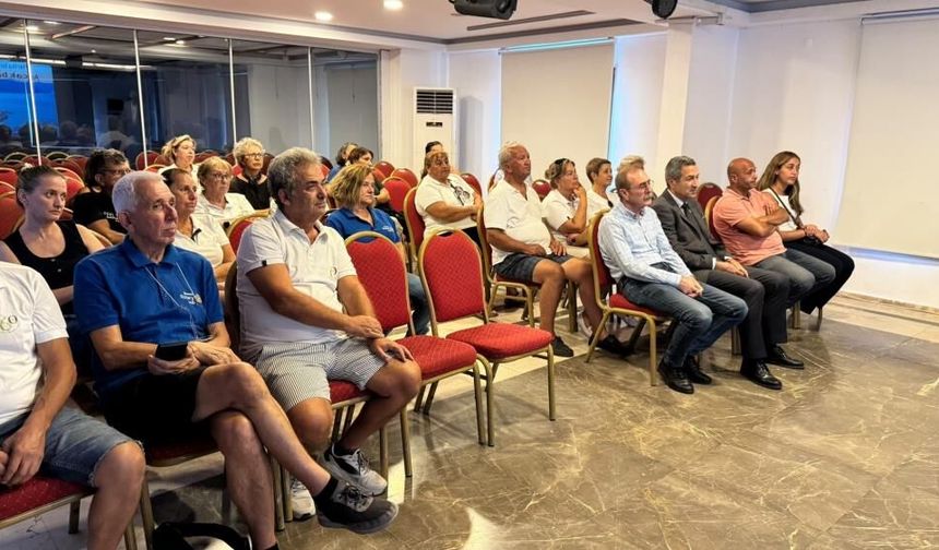 Marmaris’te izmarit kirliliğine karşı gönüllü mücadele