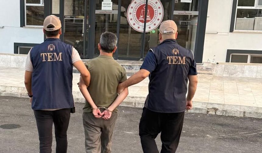 7 yıl hapis cezasıyla aranan ihraç öğretmen Ortaca’da yakalandı