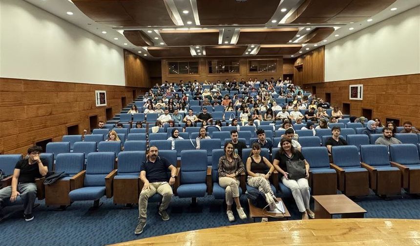 Hemşirelik öğrencilerine hastane oryantasyon eğitimi