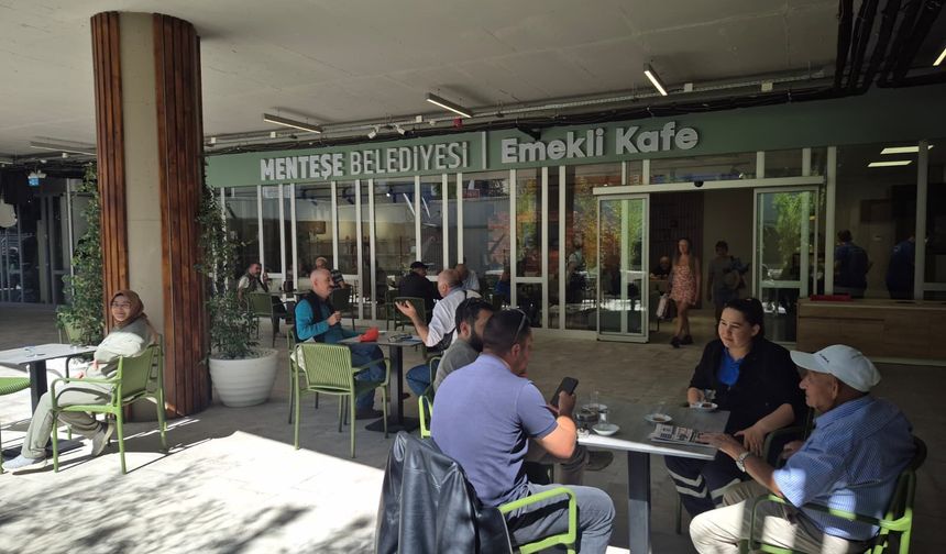 Menteşe’de Emekli Kafe ilk gününde ilgi gördü