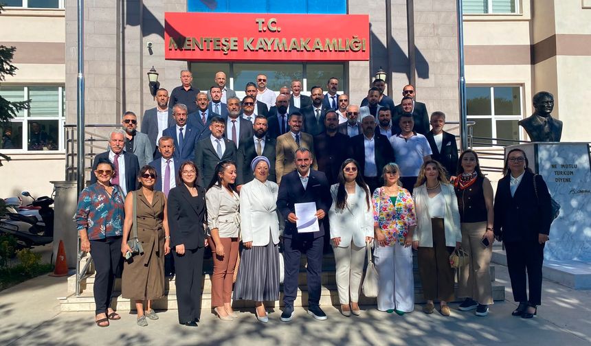 MHP Muğla İl Başkanı Emrah Oltulu mazbatasını aldı