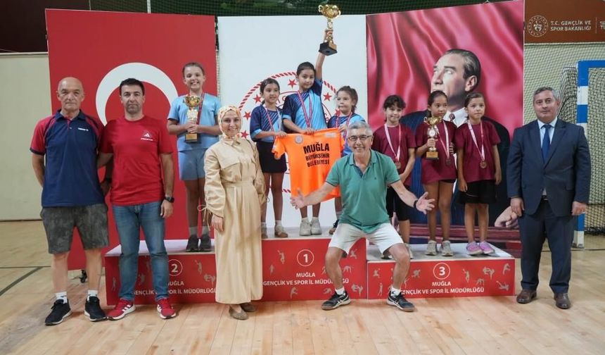 Muğla’nın minik raketleri il birinciliği için yarıştı
