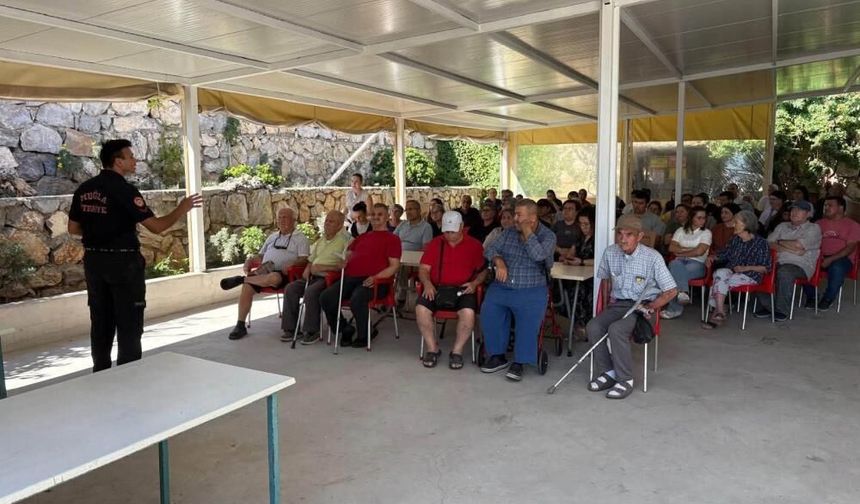 Fethiye’de huzurevi personeline yangın eğitimi ve tatbikat