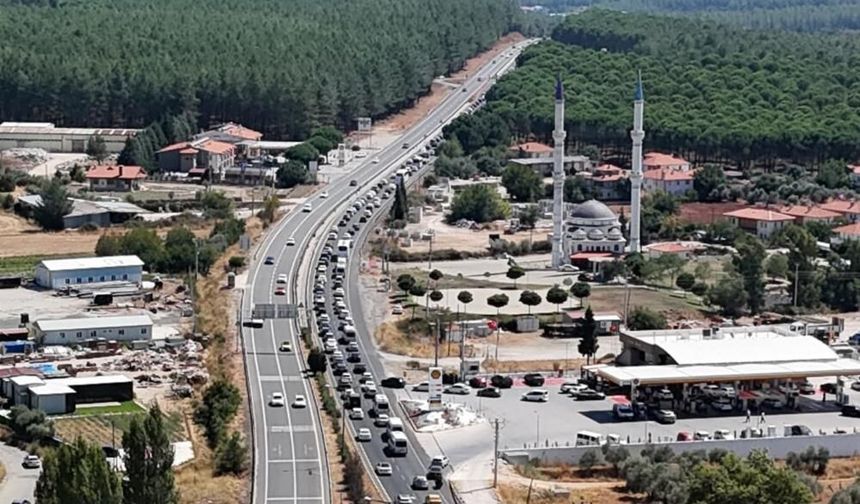 Muğla’da zincirleme kaza sonrası karayolunda trafik durdu