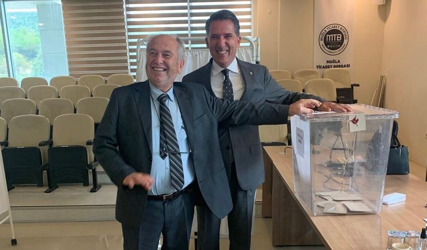 Muğla Ticaret Borsası’nda Hurşit Öztürk güven tazeledi