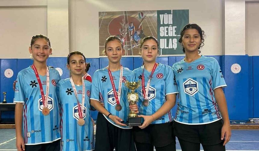 Muğla Hokey Ligleri’nde U14 takımları sahaya çıktı