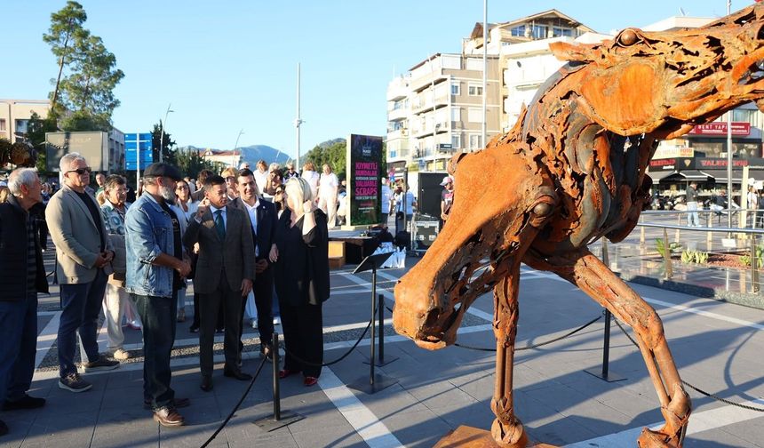 Marmaris’te hurdalar sanat oldu