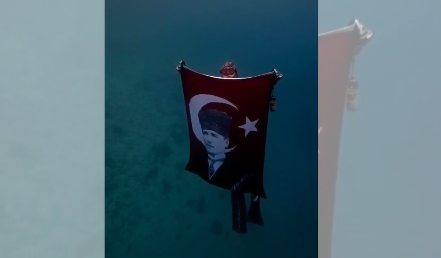 Akyaka’nın mavi sularında Cumhuriyet