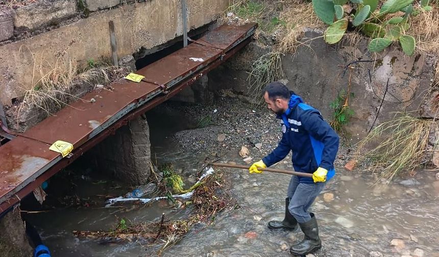 Muğla’da yağış sonrası su baskınlarına ekiplerden müdahale