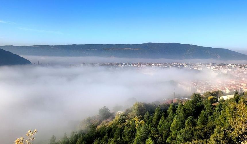 Muğla’da yağmurun ardından sis: Menteşe beyaza büründü