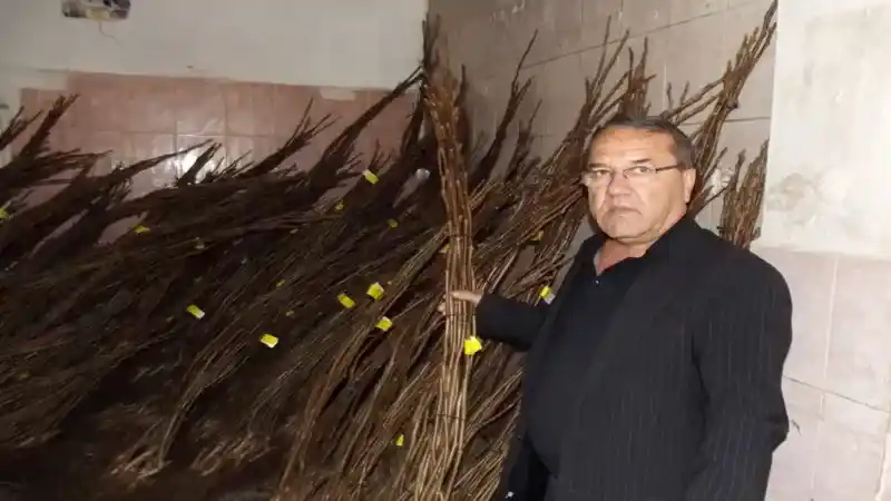 <p>26 yıl kamu görevi yapan, 2004 - 2009 yıllarında AK Parti İl Genel Meclis Üyeliği yapan Saffet Karabıyık CHP'den Kavaklıdere adayı gösterildi.</p>