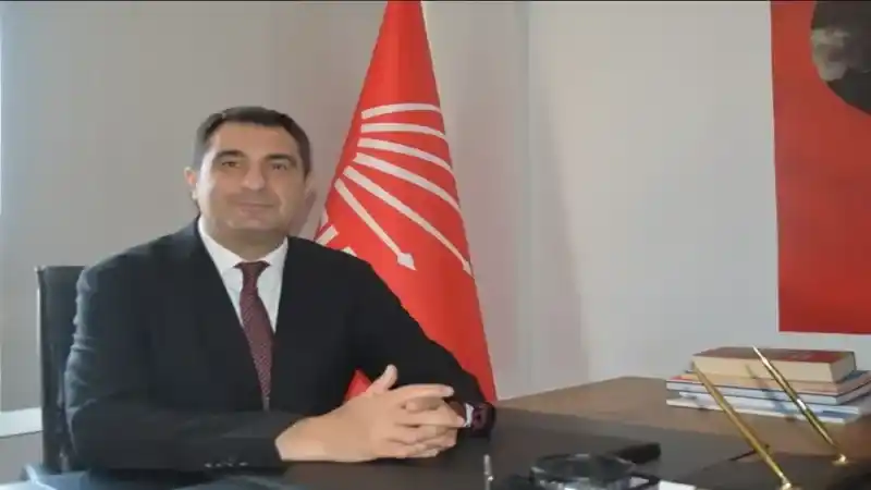 <p>Ortaca'da yapılan ön seçimde, önceki dönem Ortaca İlçe Başkanı Evren Tezcan, Ortaca Belediye Başkanı olarak seçildi.</p>