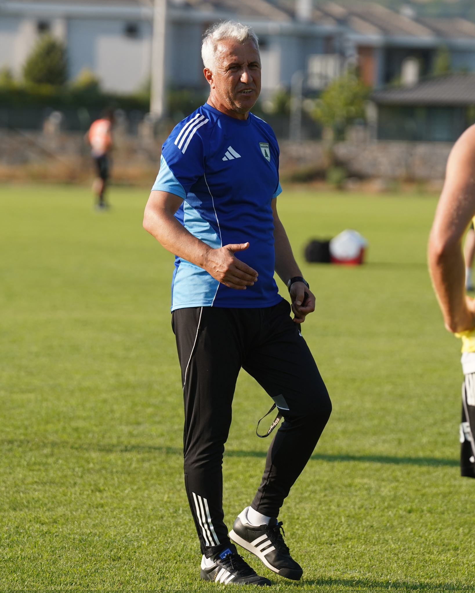 523568044 1312385327561644 2768624926843006865 N