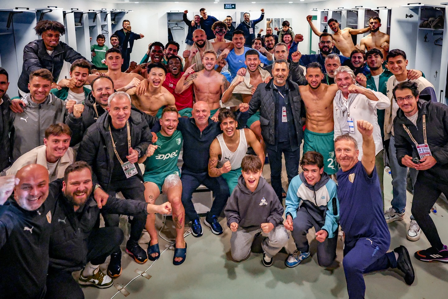 632403014 18565000867001905 5904354994001346342 N