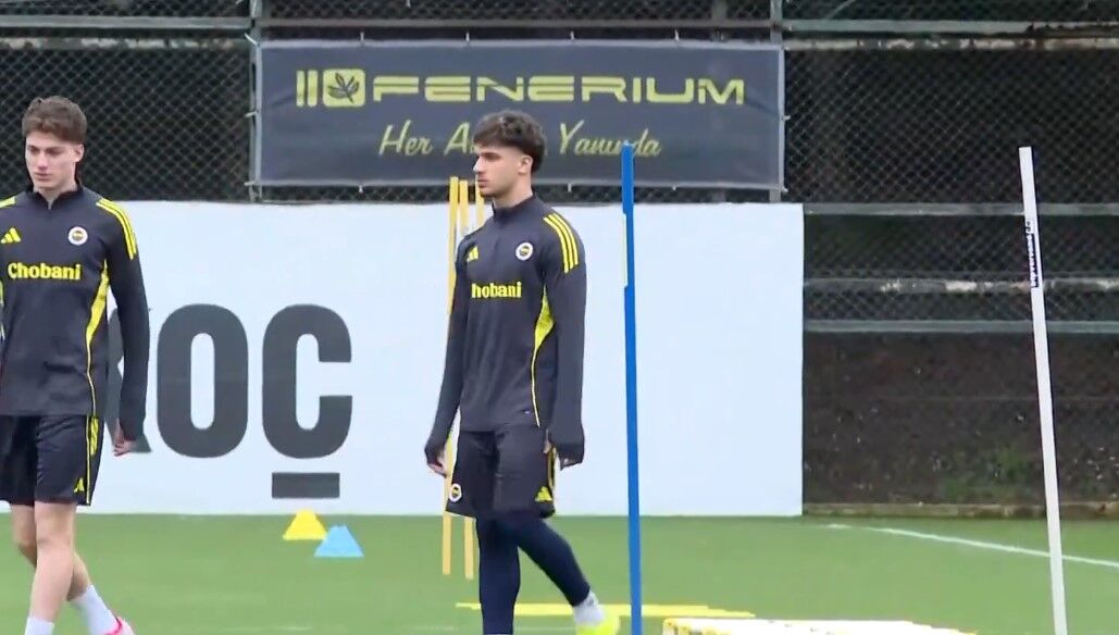 Çağrı Hakan Balta Fenerbahçe'de Ilk Antrenmanına Çıktı (2)