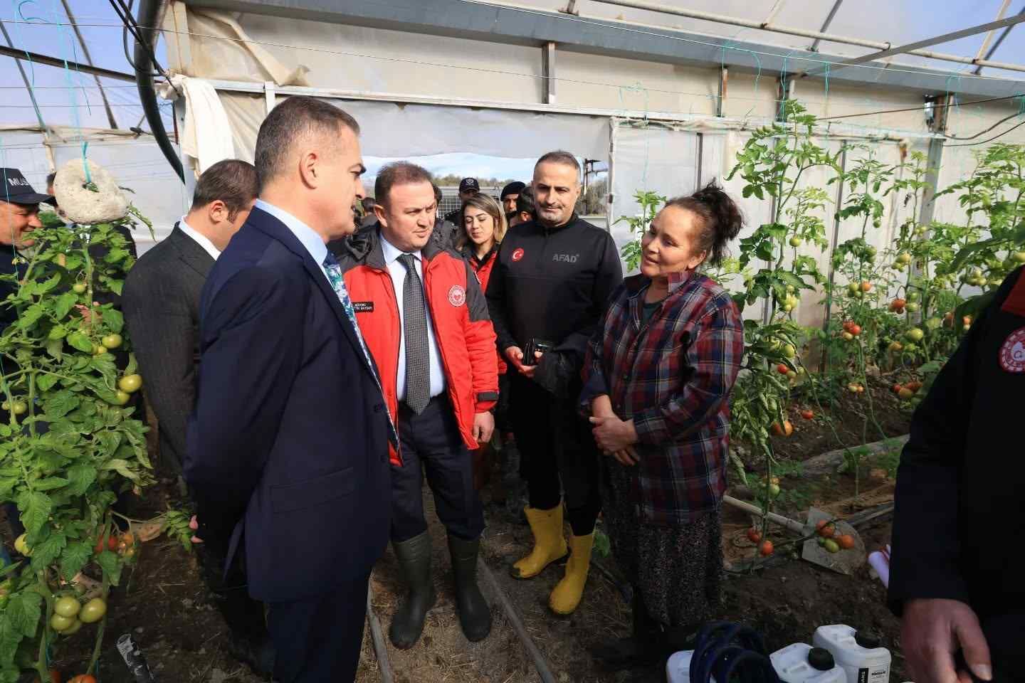 Vali Akbıyık’tan Köyceğiz’de Zarar Gören Seralara Ziyaret1