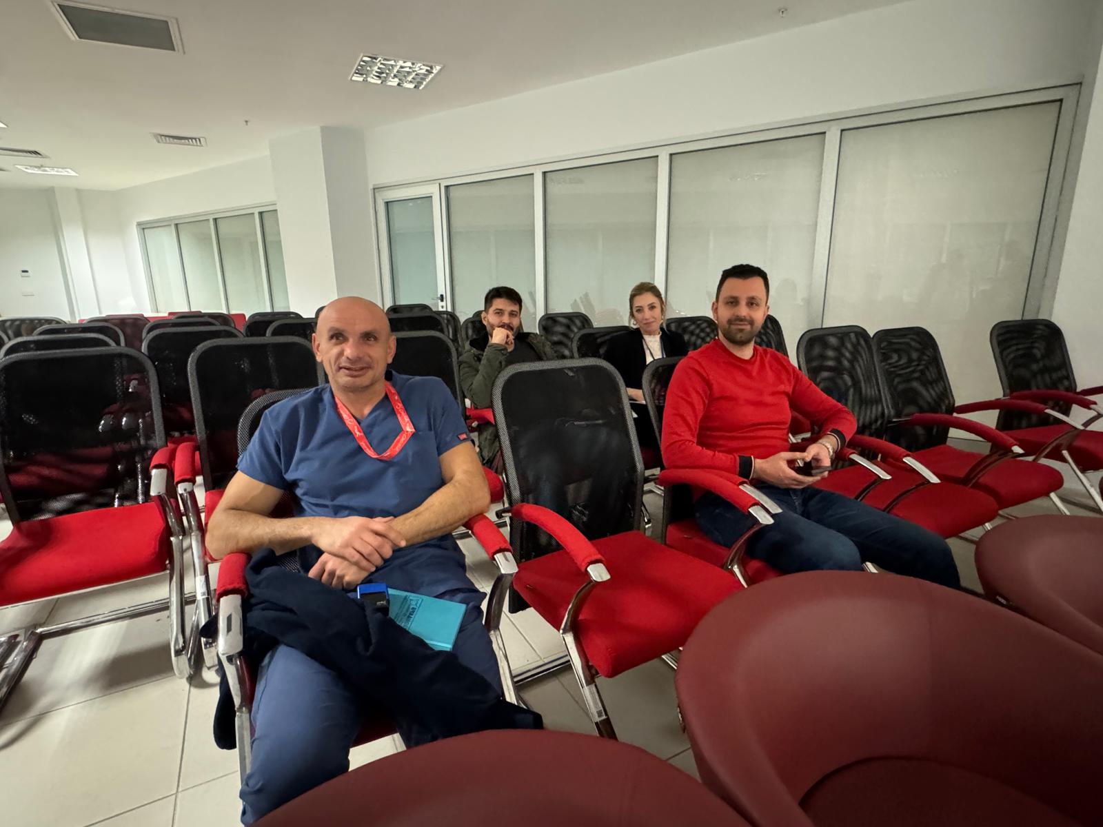 627681904 1213324244323580 323773553387841927 N