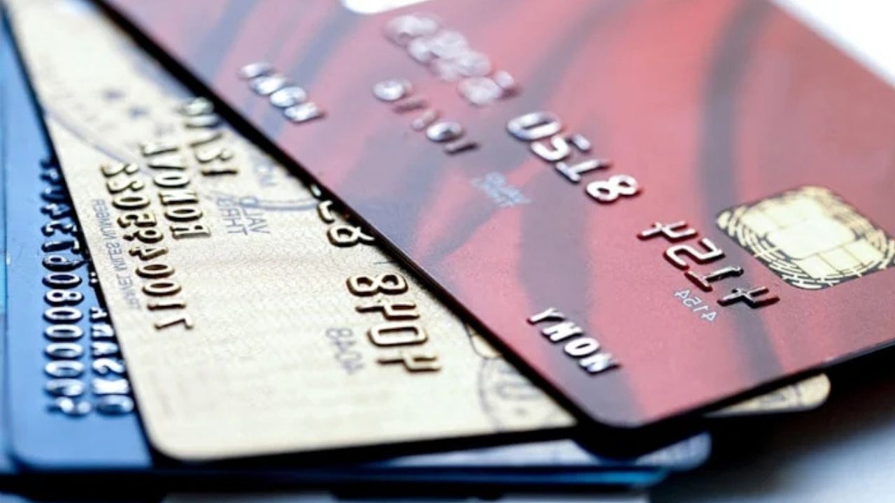 Birden fazla kredi kartı kullananlara kritik uyarı! E-Devlet'ten mutlaka kontrol edin