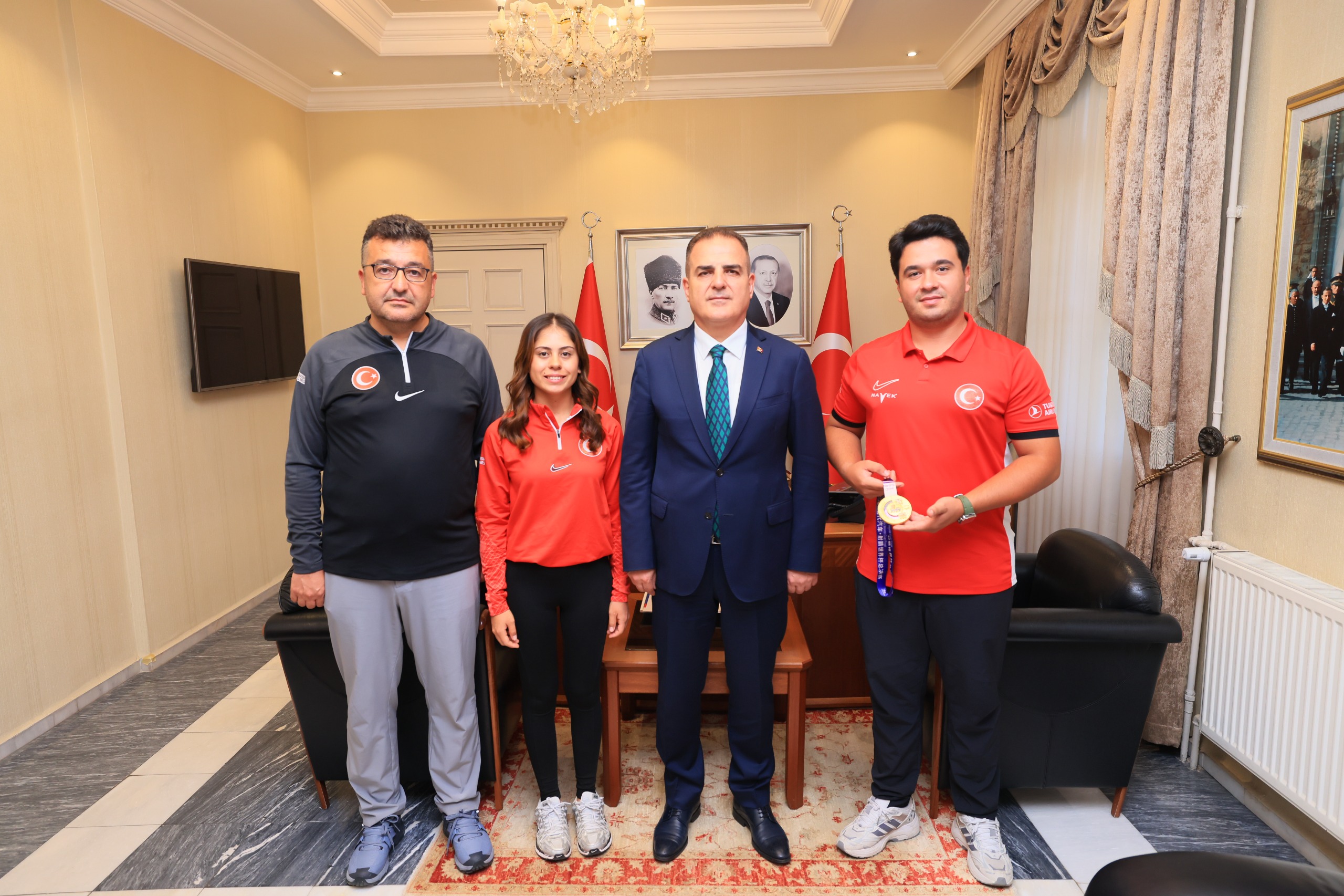 20752671 88F7 4882 846A Fd4D8B342F22