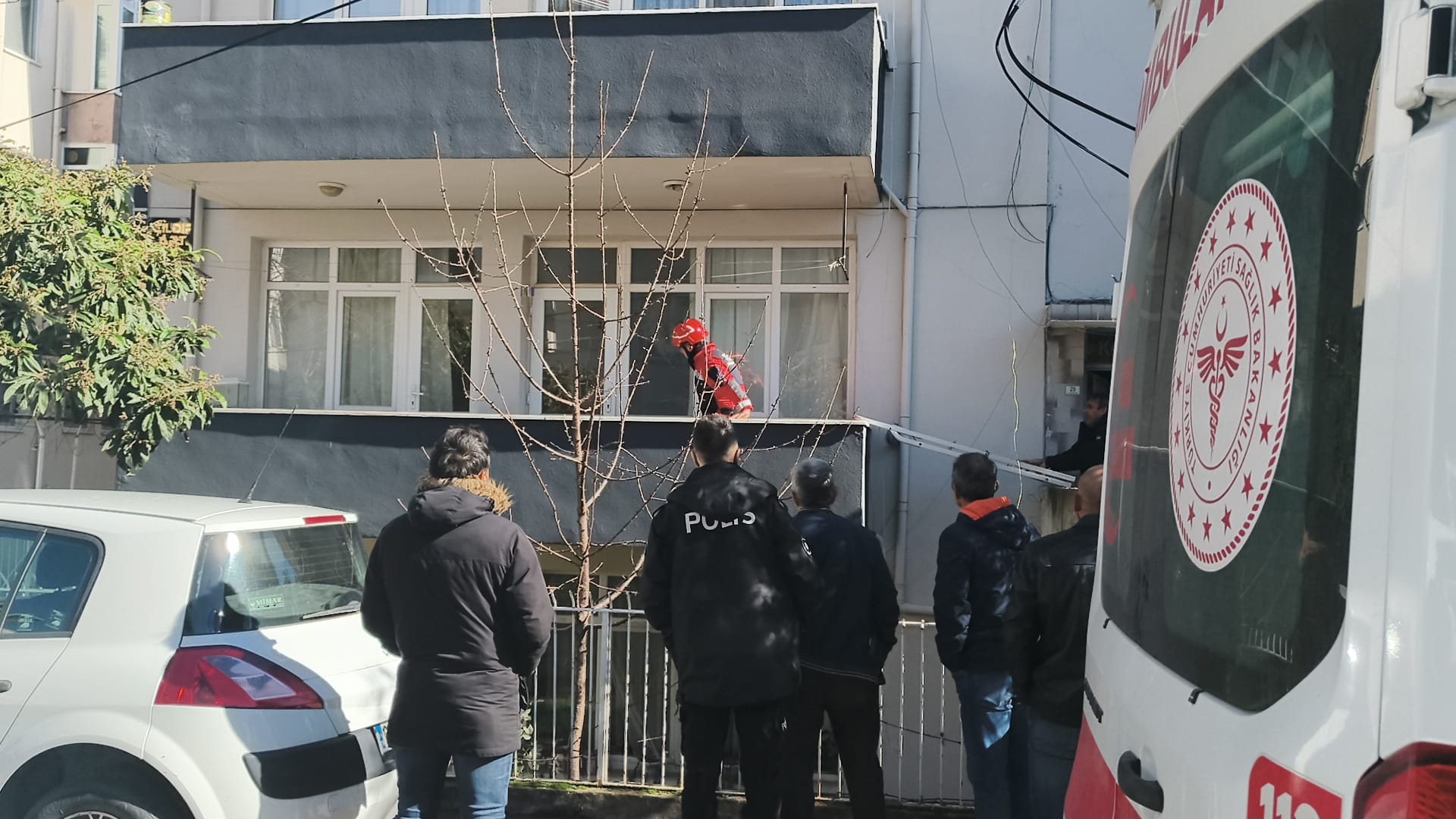 Dfd90E8E 96E1 4481 855C D9Ce6126A565