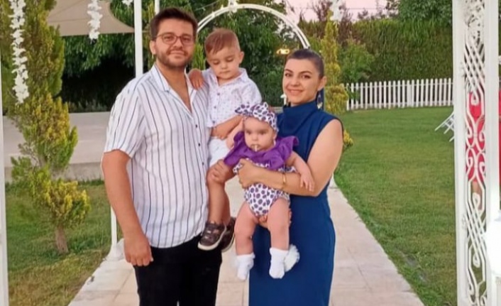 Depremde Olen Aile Topraga Verildi C2581