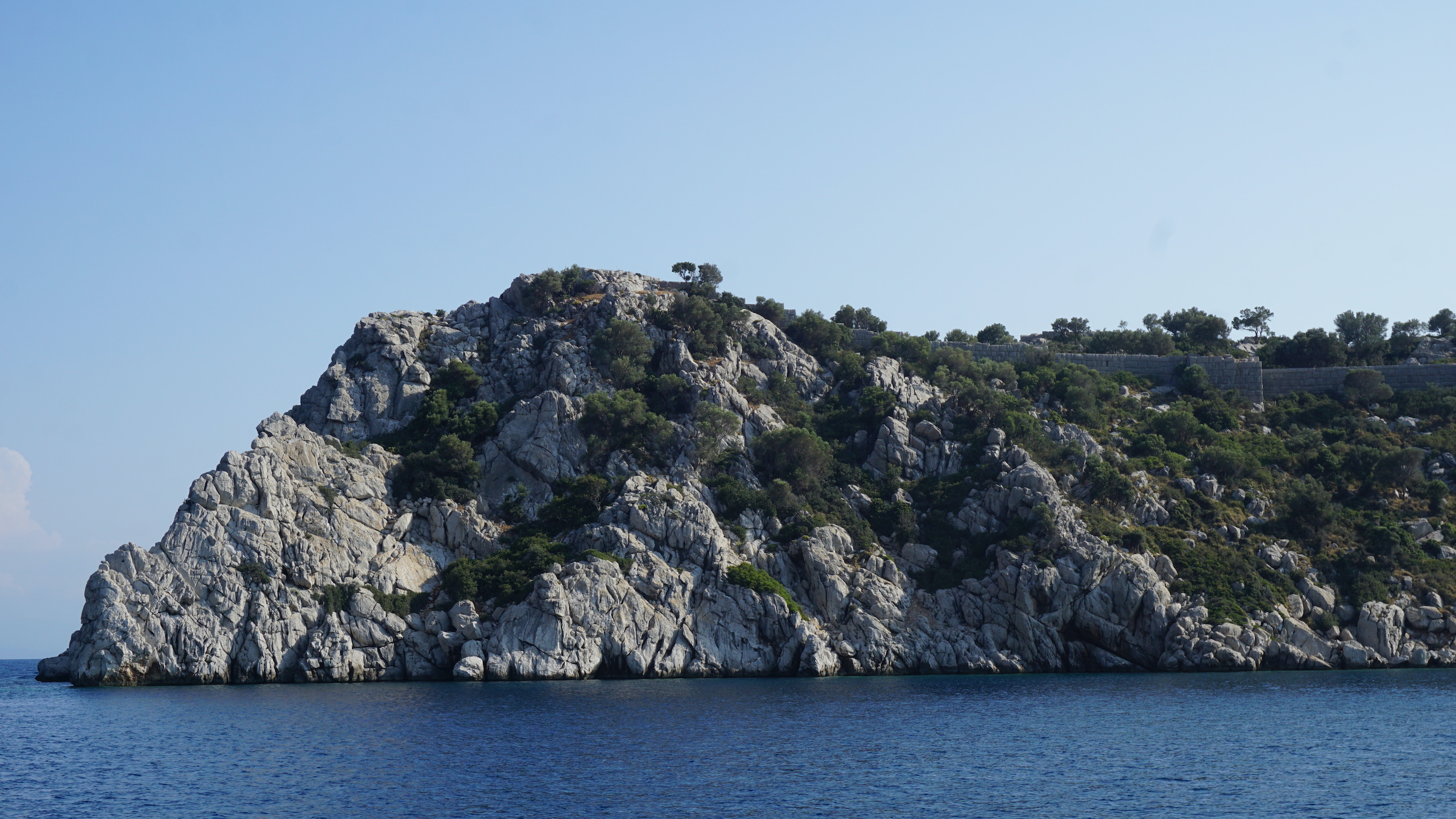Marmaris'te Teknelerin Fısıldayarak Demir Attığı Koy Bozukkale (5)